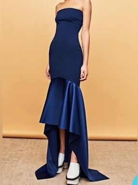 Solace London Kerama Gown in Size US 2